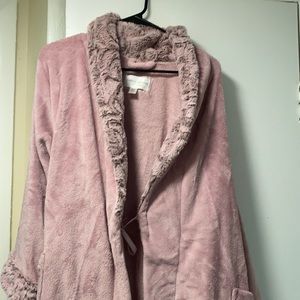 Pink Fluffy Women’s Robe